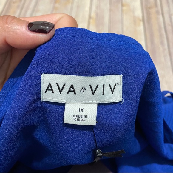 AVA & VIV Tiered Maxi Dress Cobalt Plus Size 1X - Picture 3 of 6